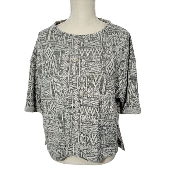 Forever 21 oversized knit top - Picture 1 of 10